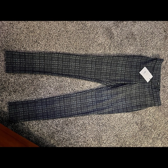 Theory Size P dark green plaid leggings - Picture 3 of 3